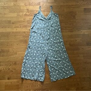 Natural Life Wide Leg Jumpsuit Cropped Boho Gray Blue White Floral Tank Overall